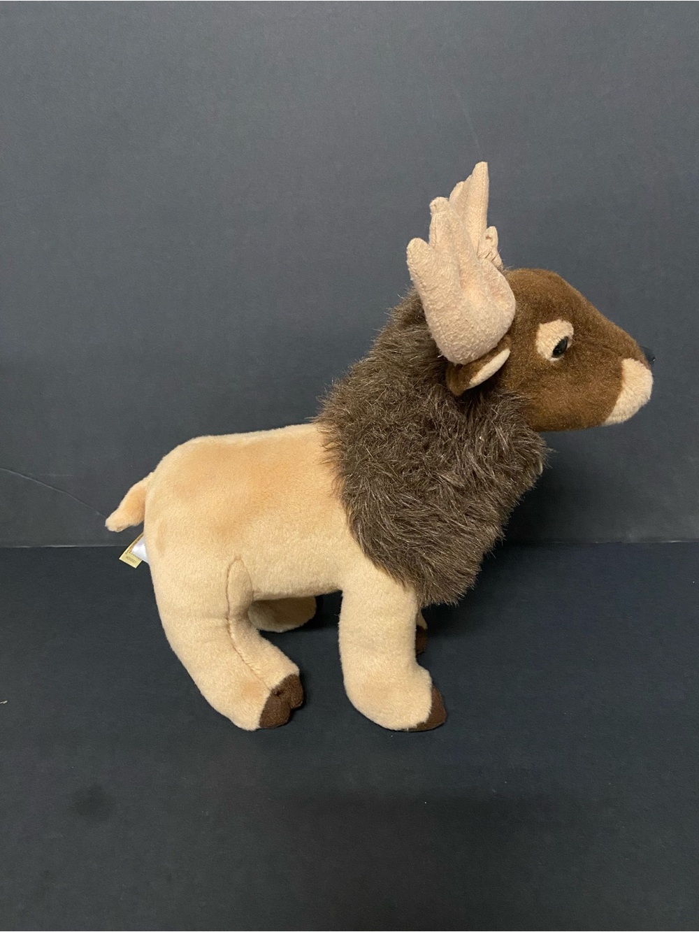 Miyoni By Aurora plush Elk